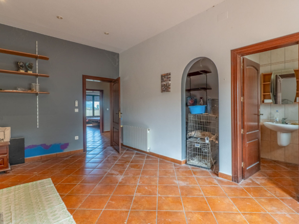 C4XY8336OND Villa à vendre à Ondara.