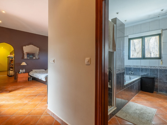 C4XY8336OND Villa à vendre à Ondara.