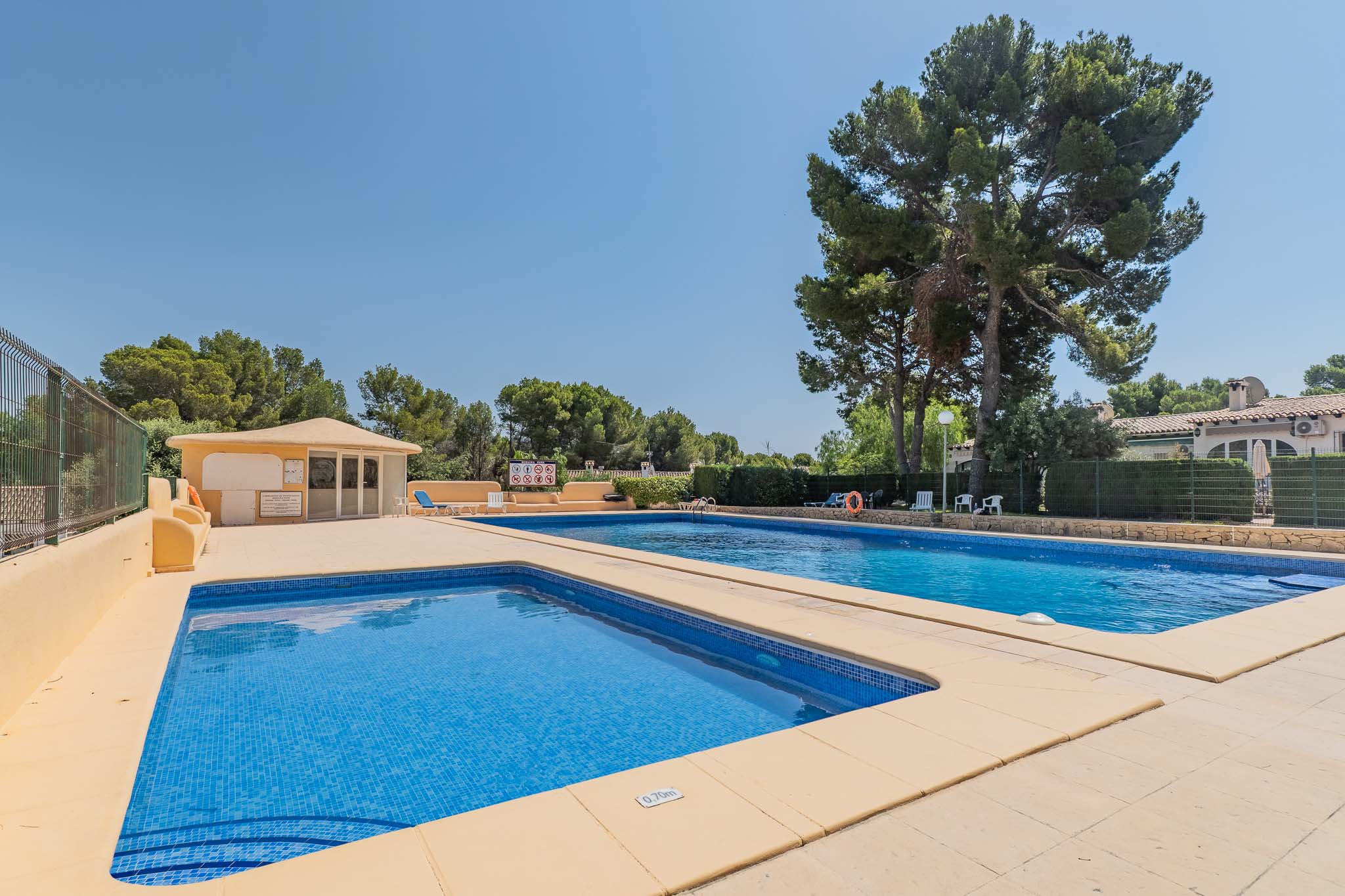 C3XY8340MOR - C3XY8340MOR Villa adosada en esquina a la venta en Moraira.