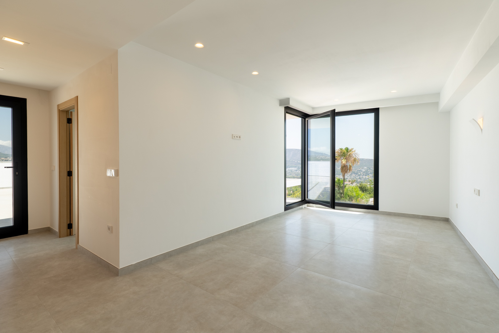 8341MOR - 8341MOR Villa moderne neuve avec vue sur mer à vendre à Moraira