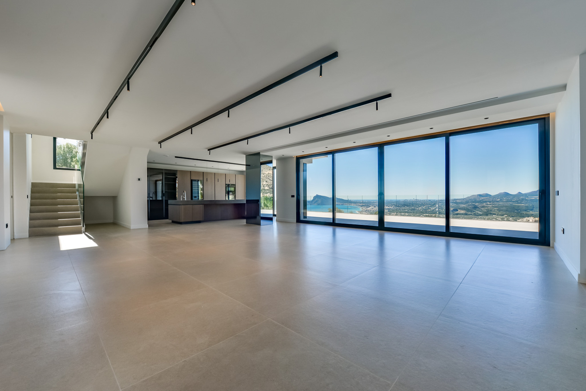 C4XY8342ALT - C4XY8342ALT Villa moderna con vistas al mar y a la montaña en venta en Altea.