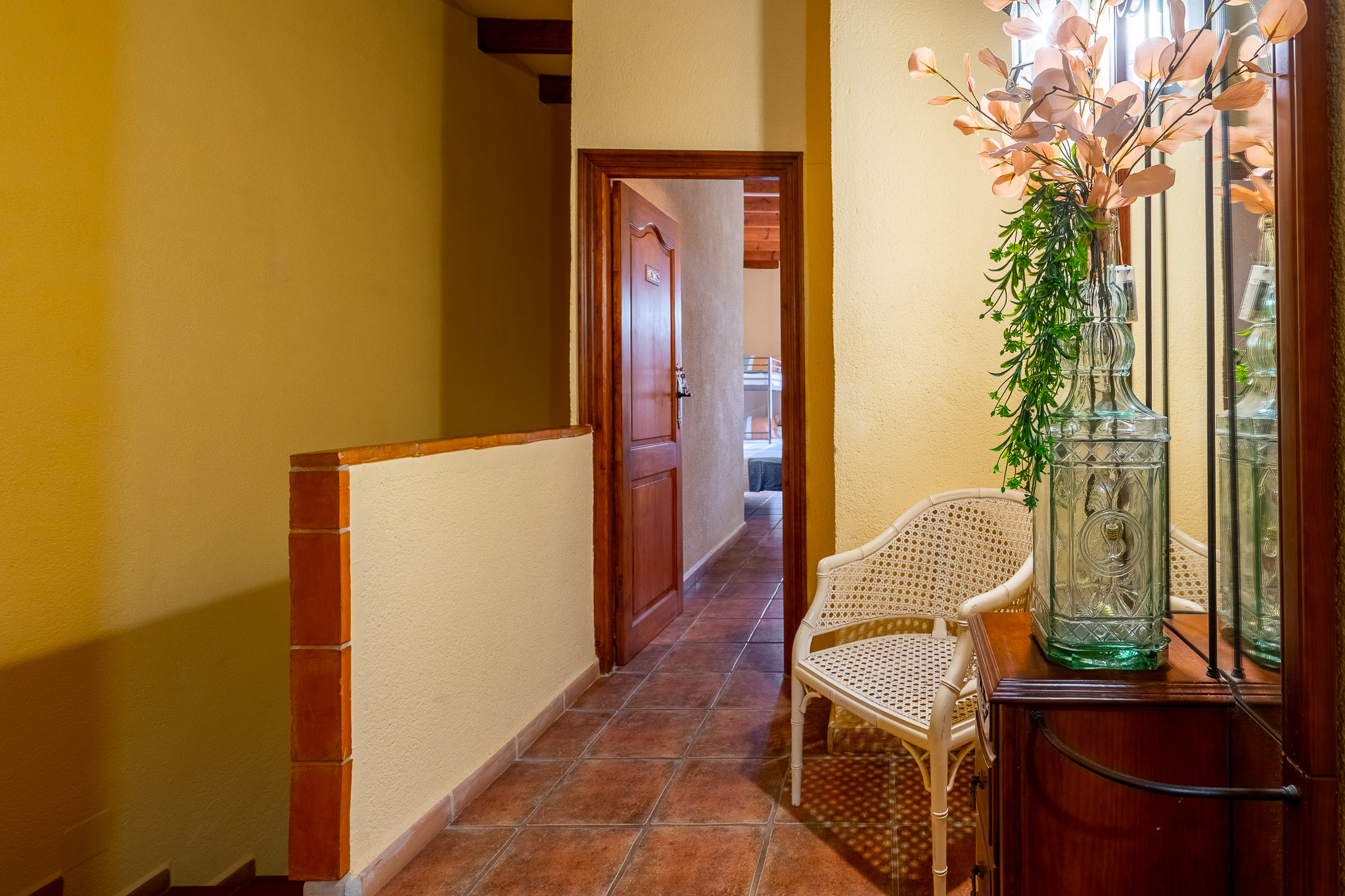 C4XY4674SAG - C4XY4674SAG Fully operational B with bar and independent apartment for sale in Sagra