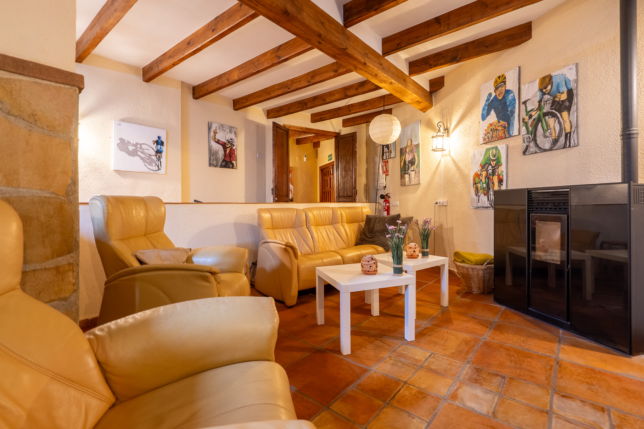 C4XY4674SAG - C4XY4674SAG Fully operational B with bar and independent apartment for sale in Sagra
