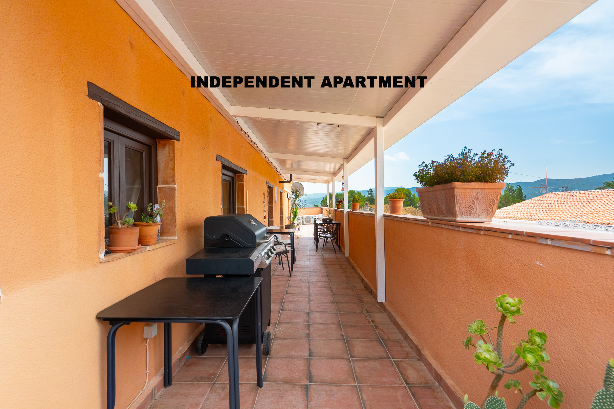 C4XY4674SAG - C4XY4674SAG Fully operational B with bar and independent apartment for sale in Sagra