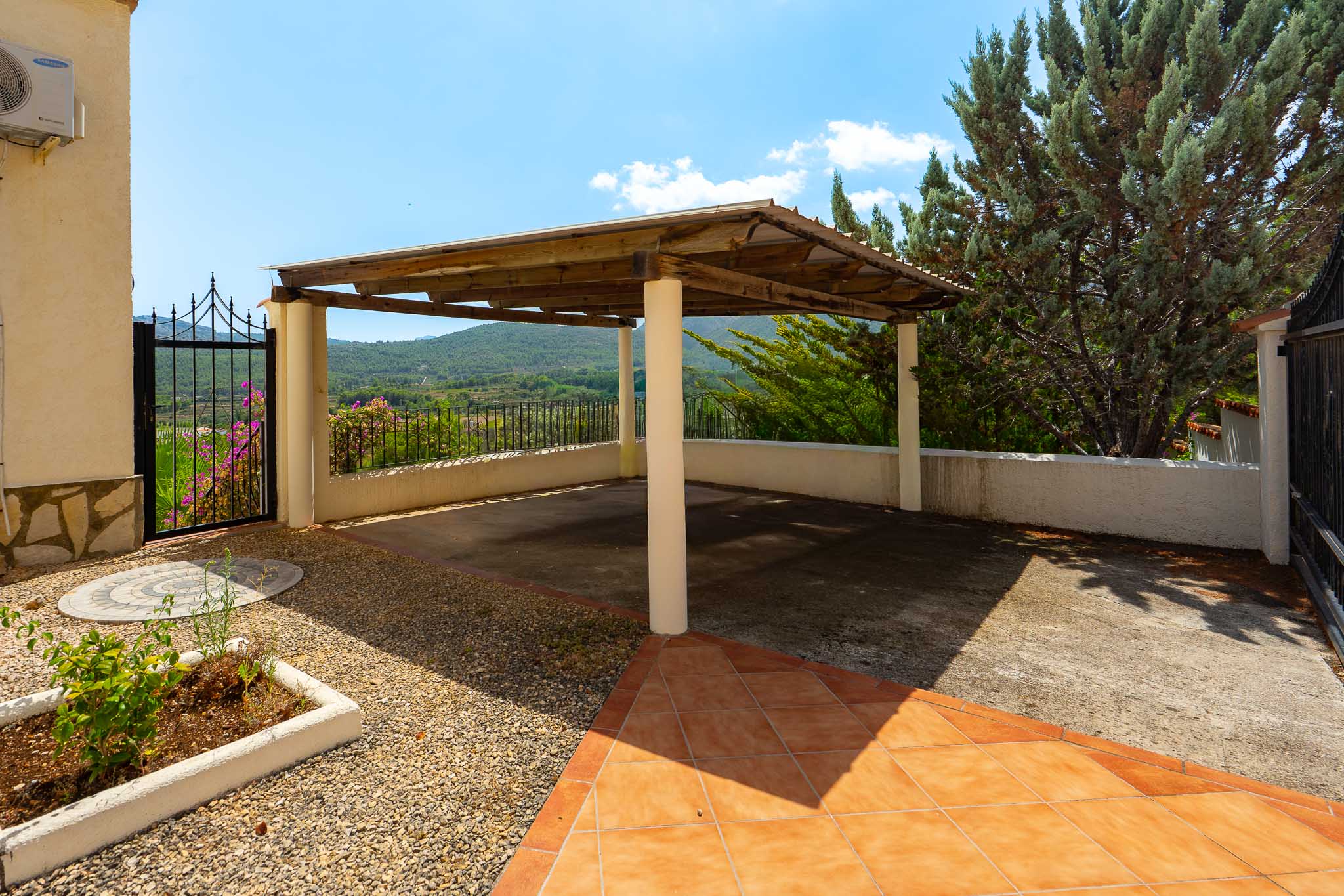 C4XY4675JAL - C4XY4675JAL Villa avec maison d'hôtes spacieuse et vue panoramique à vendre à La Almazara, Jalón