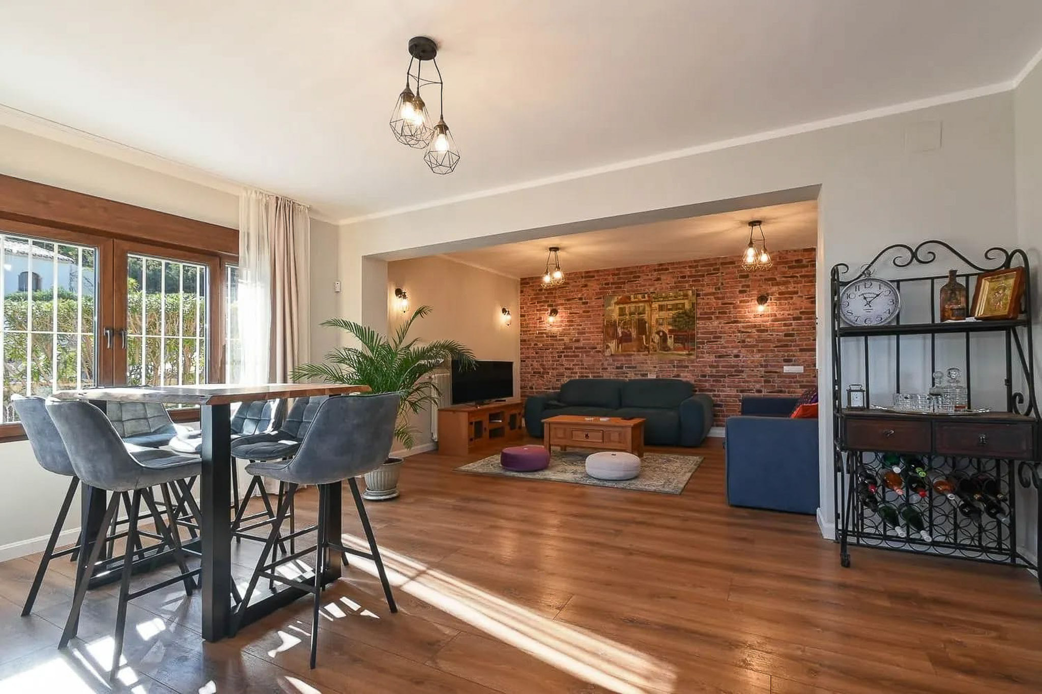 C3XY4686JAV - C3XY4686JAV Spacious, renovated villa with sea views for sale in Jávea