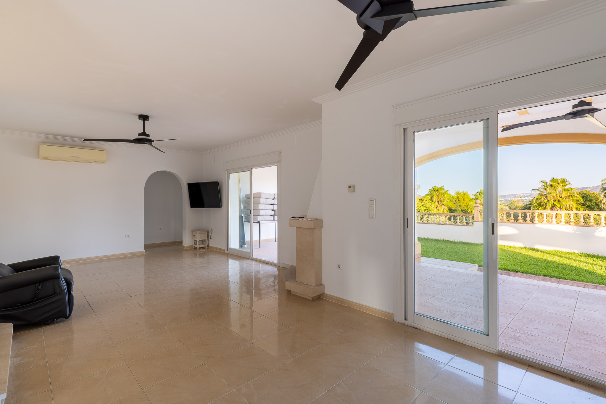 C3XY8350BEN - C3XY8350BEN Geräumige Villa zum Verkauf in Beniarbeig