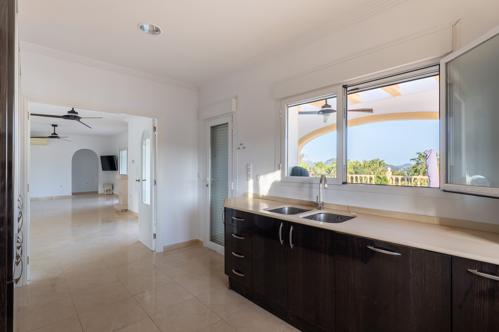 C3XY8350BEN - C3XY8350BEN Geräumige Villa zum Verkauf in Beniarbeig