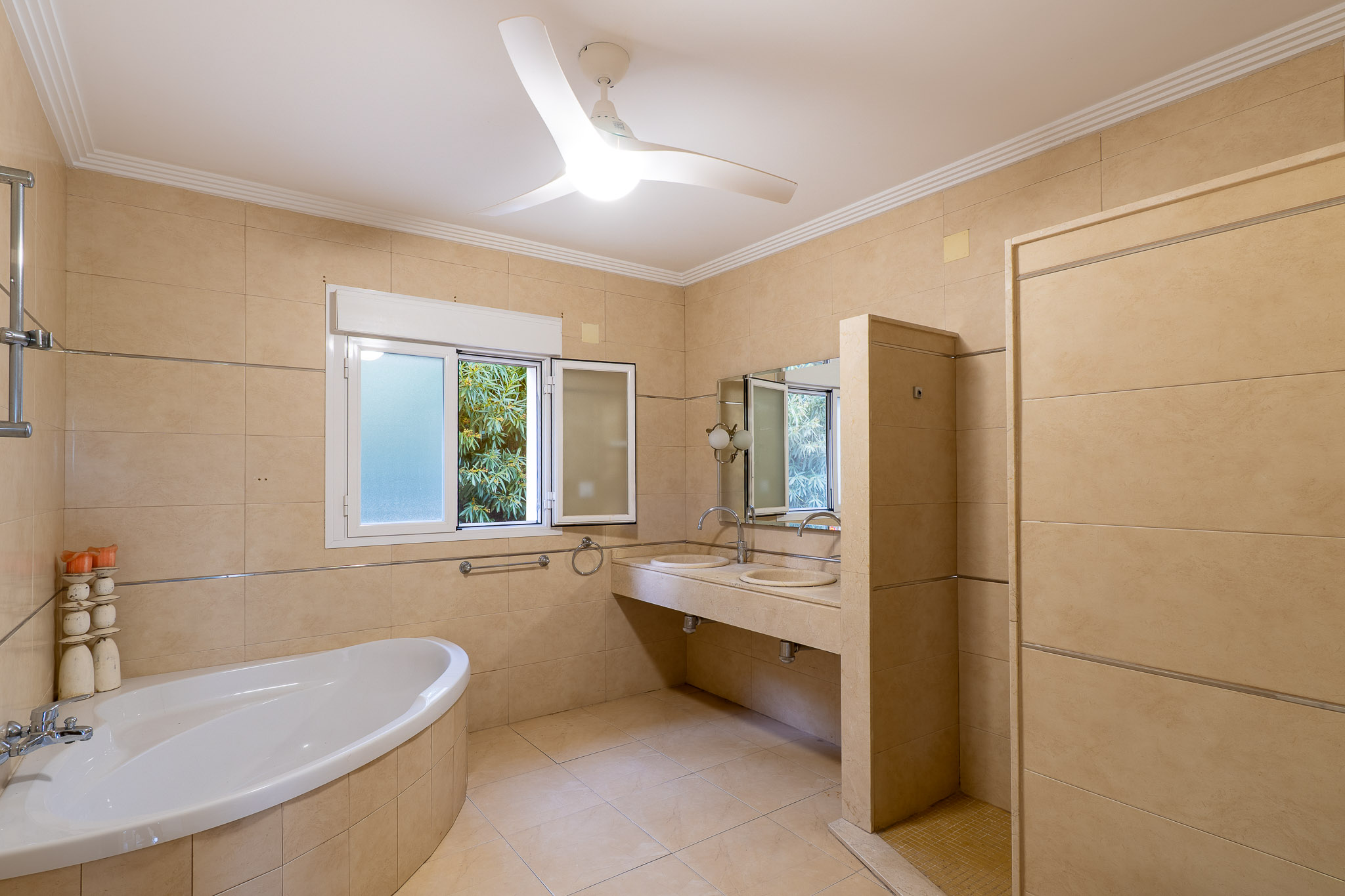 C3XY8350BEN - C3XY8350BEN Geräumige Villa zum Verkauf in Beniarbeig