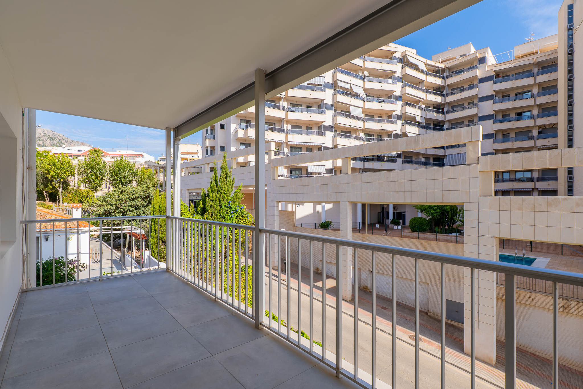 4691CAL - 4691CAL Apartamento de 2 dormitorios a 150 m de la playa en venta en Calpe.