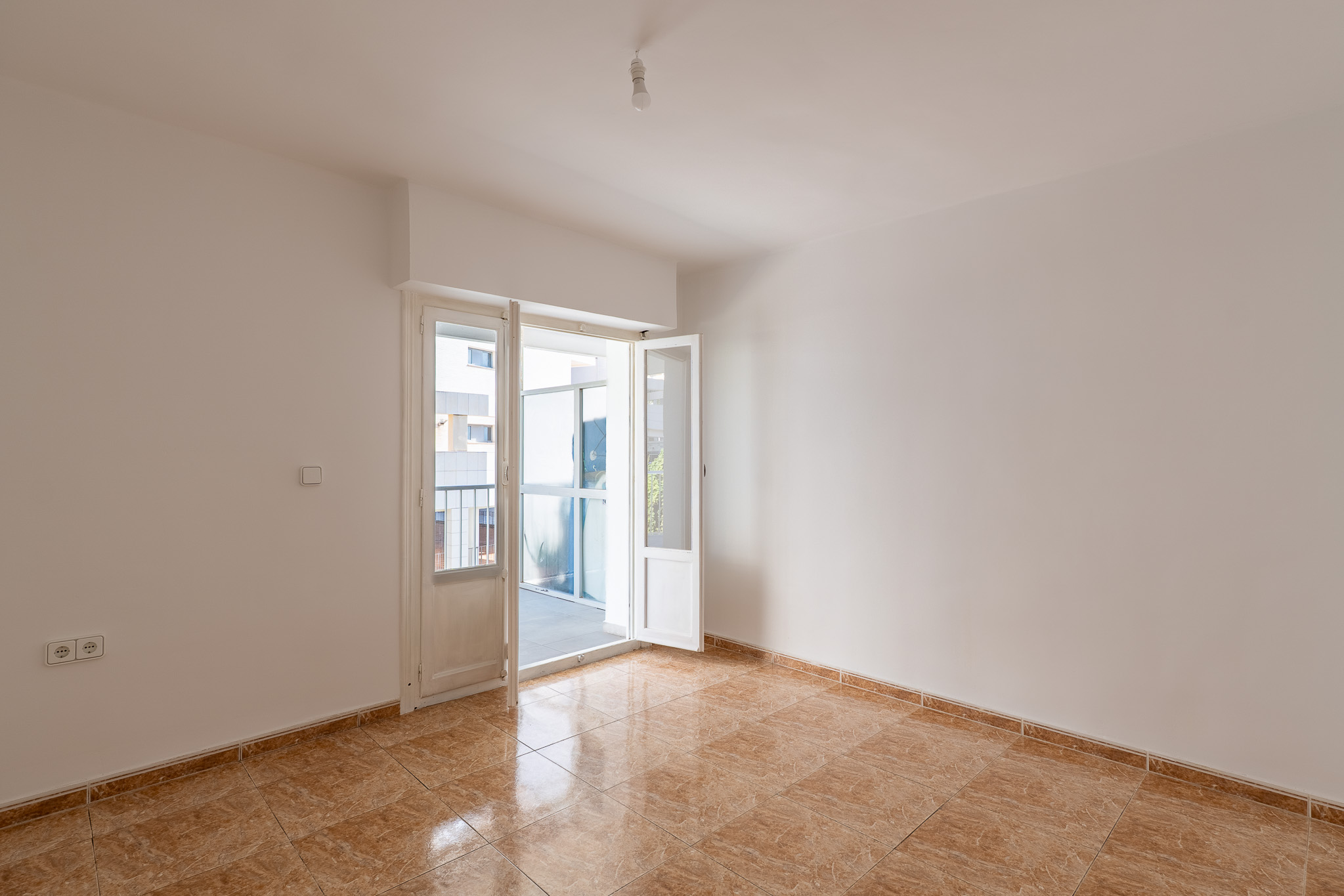 4691CAL - 4691CAL Apartamento de 2 dormitorios a 150 m de la playa en venta en Calpe.